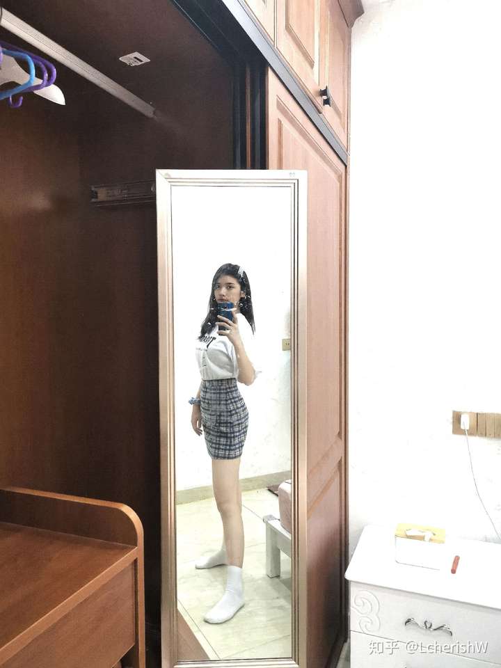 160cm105斤真实照片,160cm110斤女孩照片 女生160cm 106-108斤很胖吗?