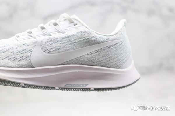 耐克nikeairzoompegasus36登月36代户外跑鞋白色