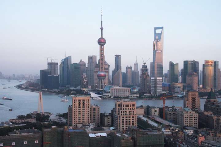 如何根据一张图片搜索到图中地点?