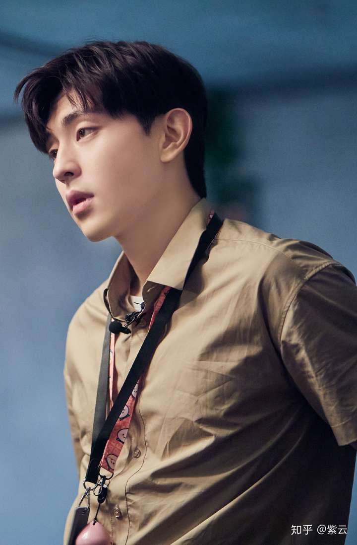 邓伦 年少有为 年少有你 - 知乎