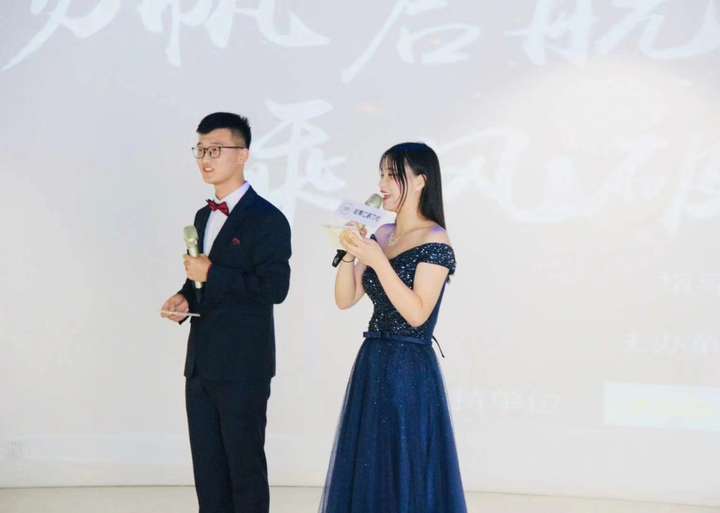 松果仁研习社你不能改变世界但可以改变自己总负责闫博宵专访