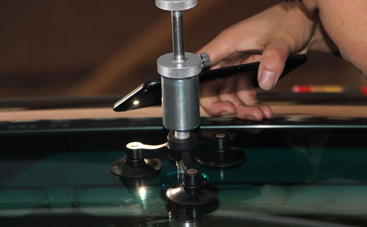 为什么说汽车玻璃修复是个骗局是真的被骗了还是技术不行