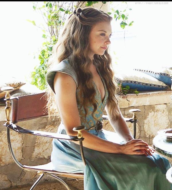 权力的游戏过早凋零的高庭玫瑰生为家族死亦为家族