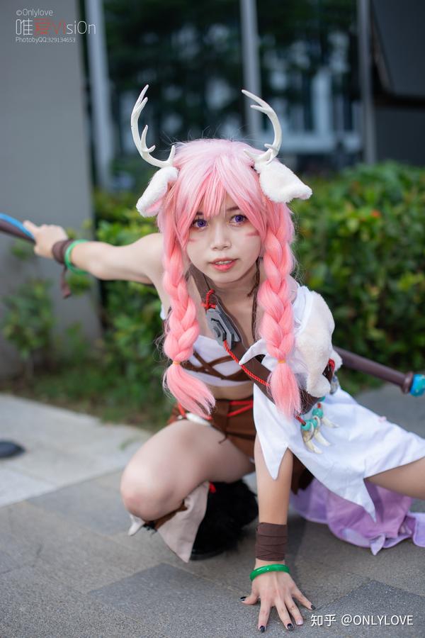 瑶身一变爱说反话的小鹿女