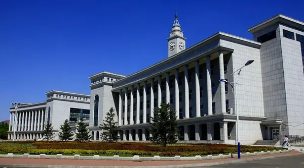 被低估的美术强校哈尔滨师范大学2020年艺术类招生简章