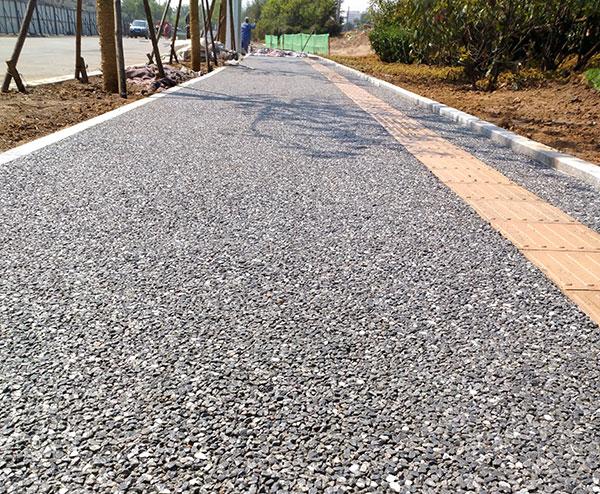 露骨料透水混凝土施工流程介绍