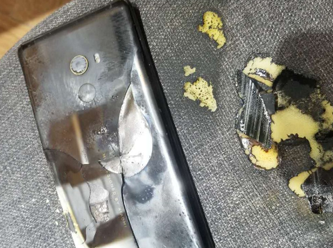 如何看待小米手机爆炸导致一岁女童烧伤?