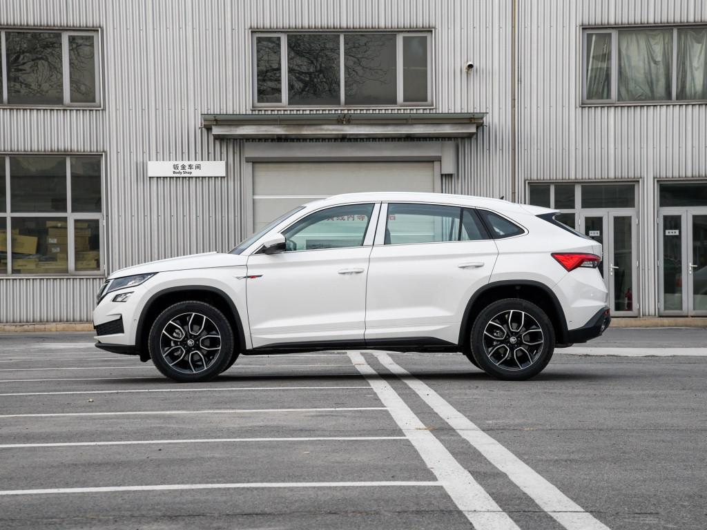 被忽视的德系轿跑suv,20万可买四驱,能雪地越野,可6.5s破百