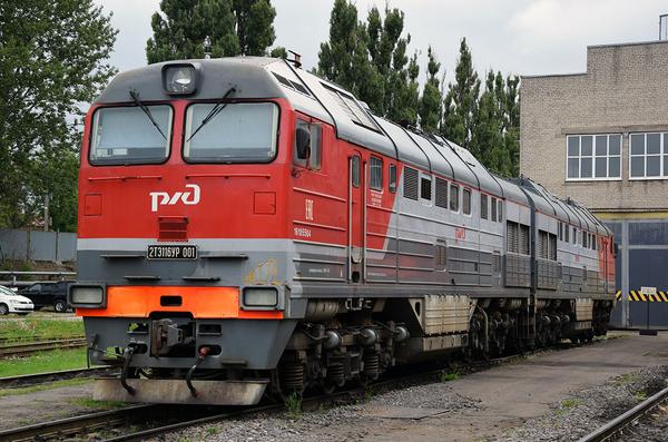 【科普【扩展】卢甘斯克的绝唱—俄罗斯铁路2te116u型内燃机车