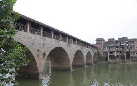 状元打马从此过仙人脚印增福寿湖南祁东县归阳古镇状元桥掠影