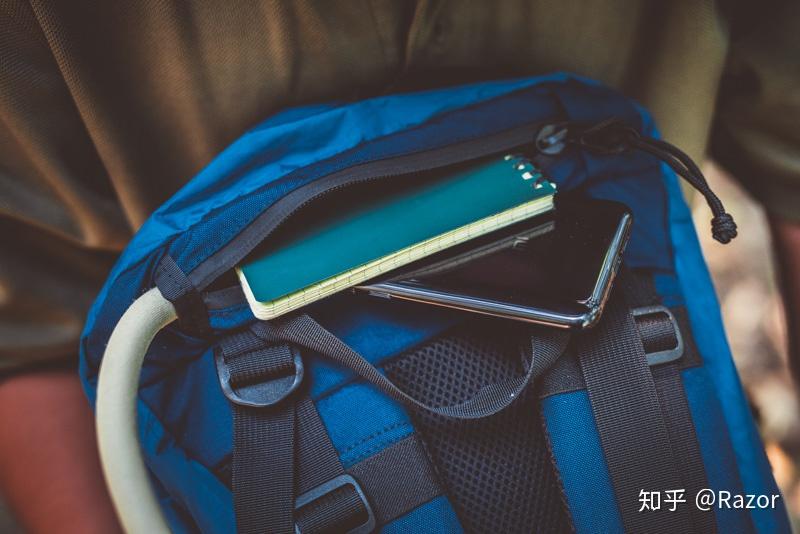 登顶城市户外间——神秘农场（Mystery Ranch）X20冲顶包评测 知乎