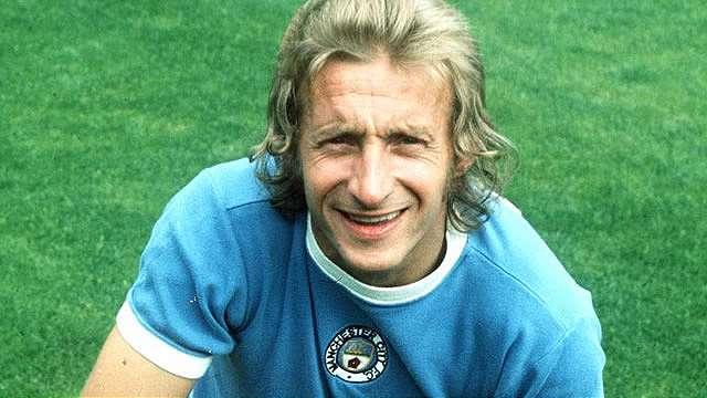 [足球史记·世家二十五] 来自苏格兰的国王—丹尼斯·劳